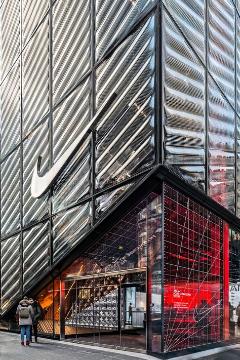 Nike House Of Innovation, Gym Facade, Retail Exterior, Gym Building, Factory Facade, Nike Retail, Restaurant Exterior Design, Small Office Design Interior, Retail Facade