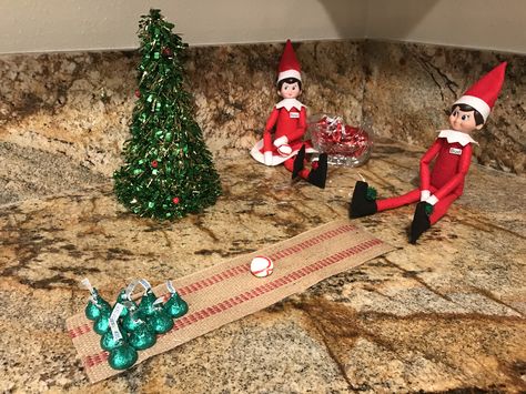 Elf On The Shelf Bowling Ideas, Sport Elf On The Shelf Ideas, Elf On Shelf Bowling, Elf Bowling Ideas, Elf On The Shelf Video Games, Elf On The Shelf Bowling, Baseball Elf On The Shelf Ideas, Elf On The Shelf Kit Ideas, Elf On The Shelf Sports Ideas