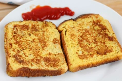 Eggy Bread - Savoury eggy bread - a super breakfast treat! Eggy Bread Recipe Breakfast Ideas, Cinnamon Bread French Toast, Super Breakfast, Eggy Bread, French Toast Recipes, Sweet French Toast, Easy French Toast Recipe, Classic French Toast, Toddler Recipes