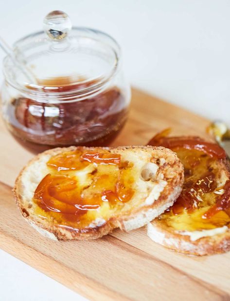 This Seville orange marmalade is the perfect toast topper - slather on buttered sourdough for breakfast or teatime Orange Marmalade Recipe, Seville Orange Marmalade, Toast Toppers, Seville Orange, Marmalade Recipe, Orange Marmalade, Cooking Advice, Eating Tips, Vegetable Drinks