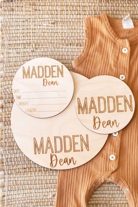 Baby Arrival Announcement Sign Engraved Birth Birth - Etsy Hospital Name Sign, Baby Arrival Announcement, Baby Stats Sign, Newborn Welcome, Newborn Birth Announcements, Baby Announcement Sign, Birth Stats Sign, Baby Name Announcement, Baby Birth Stats