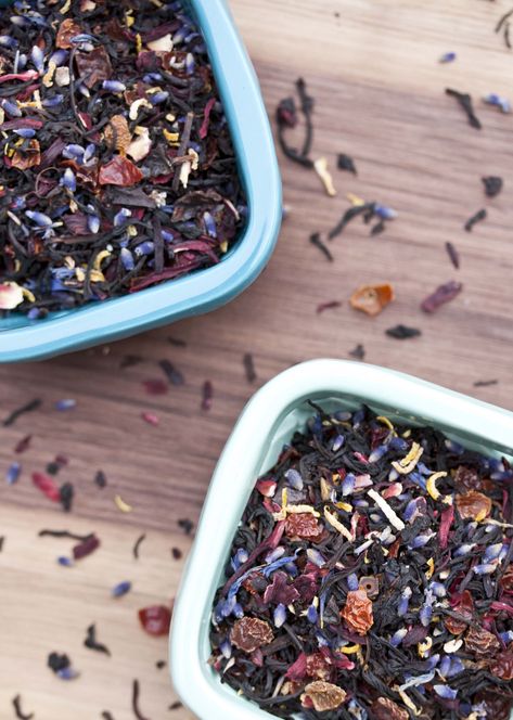 Lavender Tea Blends, Hibiscus Tea Blend Recipe, Homemade Loose Leaf Tea Recipes, Diy Tea Blends, Loose Leaf Tea Recipes, Lavender Tea Recipe, Hibiscus Tea Blend, Homemade Tea Blends, Lemon Lavender Tea