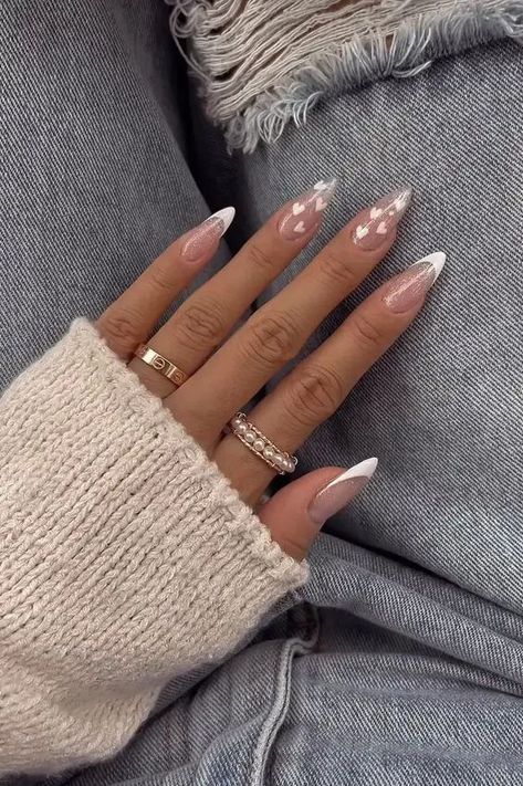 21 Valentine Nail Ideas For 2024 - Lauren Erro Unique Manicure, February Nails, Manicure Inspiration, Art Concepts, Nail Designs Valentines, White Nail, Nagel Inspo, 8 Ball, Heart Nails