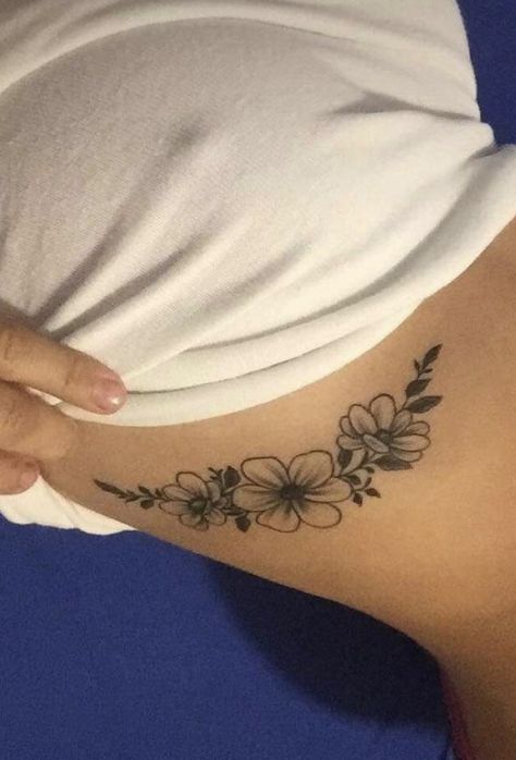 Hide Tattoo Placement, Flower Tattoos Underboob, Discreet Tattoo Placement, Tattoo Placement Women, Tattoo Placement For Women, Discreet Tattoos For Women, Tattoo Ribcage, Tattoos For Women On Thigh, Underboob Tattoo Designs