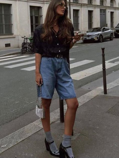 Juxtaposition Outfits, Summer Street Style Women, Summer Street Outfits, 1999 Fashion, Dinner Outfit Casual, Latina Outfits, Looks Jeans, Stockholm Street Style, Mode Boho