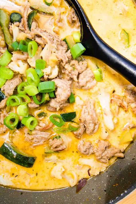 Ground Pork Curry Coconut Milk, Low Carb Soups, Yummy Pork Recipes, Pork Mince Recipes, Thai Pork, Curry With Coconut Milk, Pork Curry, Curry Recipes Easy, Ground Pork Recipes