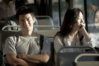 Ghost Singer, Movies Romantic, Wholesome Moments, Korean Movies, Great Movies To Watch, Romantic Comedy Movies, Asian Film, Korean Drama Movies, Top Art