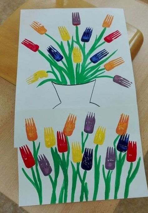 Påskeaktiviteter For Barn, Spring Flower Crafts, Spring Flower Art, Art Project For Kids, Keychain Pattern, Project For Kids, Spring Crafts For Kids, Kindergarten Crafts, Spring Art