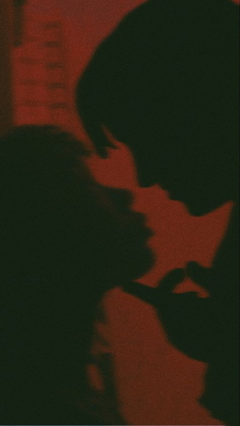 Red Light Couple Aesthetic, Red Relationship Aesthetic, Horror Romance Aesthetic, Red Kiss Aesthetic, Kissing Aesthetique, Evil Couple Aesthetic, Red Romance Aesthetic, Hot Aesthetic Red, The Lover Aesthetic