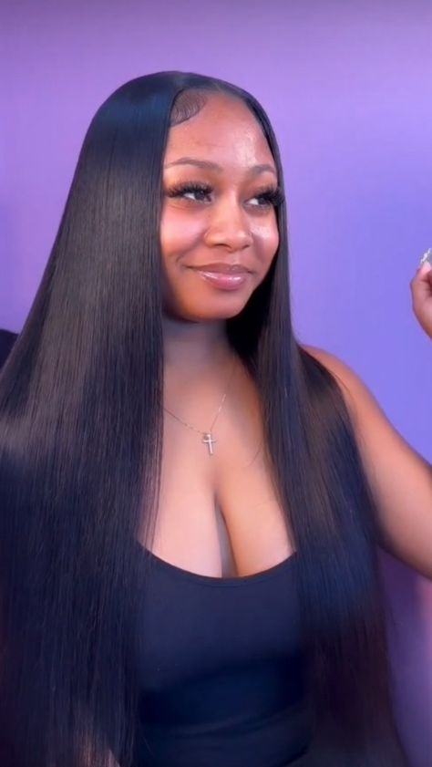 Middle Part Sew In With Edges, Traditional Sew In With Leave Out, Straight Sew In, Long Weave Hairstyles, Future Hairstyles, Black Hairstyles With Weave, Straight Black Hair, Frontal Wig Hairstyles, Quick Weave Hairstyles