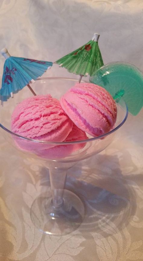 Strawberry Champagne Bubble Bath Bomb Scoops with M&P lime scented soap slice. Eloise Brown Bubble Bath Bomb, Bath Melts, Champagne Bubbles, Strawberry Champagne, Bath Products, Bubble Bath, Bath Bomb, Bath Salts, Watermelon