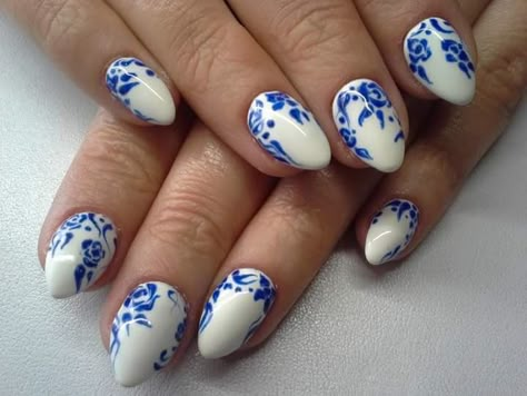 Delft Nail Art, Blue And White Porcelain Nails, China Pattern Nails, Delft Nails, Chinoiserie Nails, France Nails, Talavera Nail Art, Mexico Nails, Lavish Nails