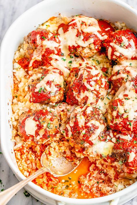 Cheesy Cauliflower Meatball Casserole - #meatballs #casserole #eatwell101 #recipe - Packed with flavor and so easy to throw together! - #recipe by #eatwell101 Meatball Cauliflower Rice, Meatballs Casserole, Cheddar Cauliflower, Meatball Casserole Recipe, Cauliflower Rice Casserole, Keto Meatballs, Meatball Casserole, Fall Meals, Keto Beef