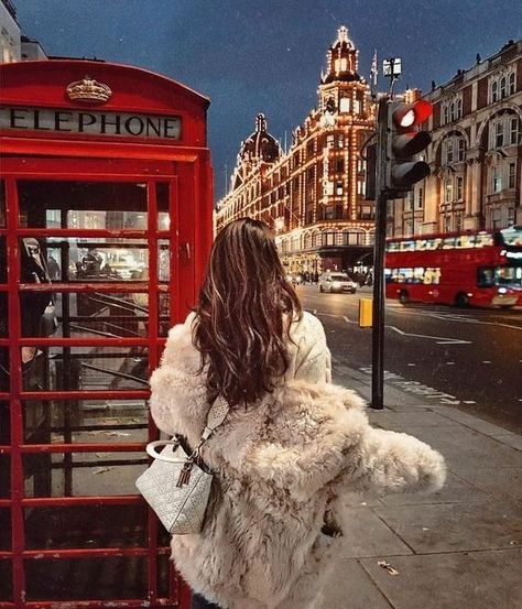 London Pictures Ideas, London Photo Ideas, London Ideas, Photoshoot London, Red Phone Booth, Christmas Instagram, Travel London, Travel Picture Ideas, London Baby