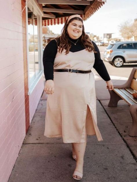 Plus Size Petite Dresses, How To Wear Belts, Crystal Wedding Dress, Plus Size Belts, Belt Style, A Plus, Dress Plus Size, Petite Dresses, Belted Dress