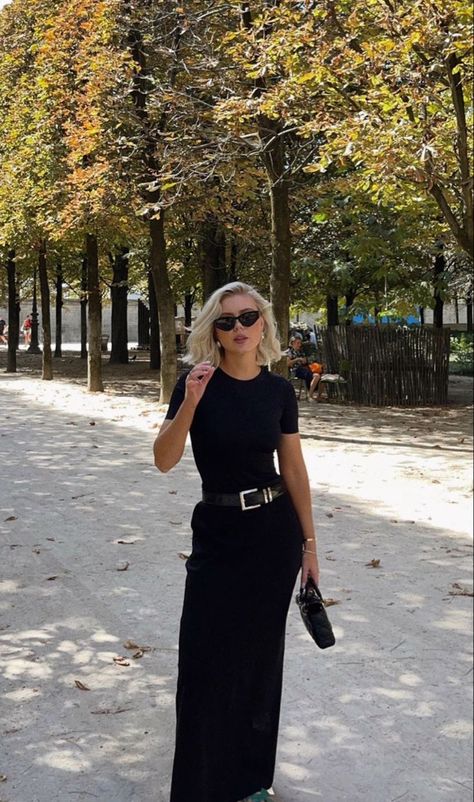 Ținute Business Casual, Black Skirt Outfits, Mode Pop, Fest Outfits, Corporate Attire, Chic Summer Outfits, Chique Outfits, Looks Black, Mode Ootd