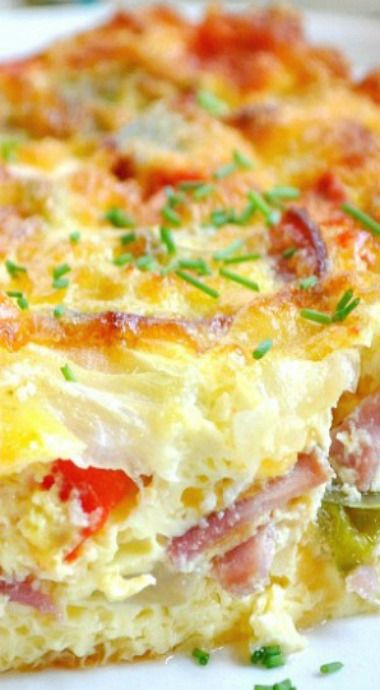 Baked Western Omelet Baked Western Omelet, Western Omelette, Omelet Recipes, Denver Omelet, Egg Omelet, Crustless Quiche, Egg Casserole, Healthy Banana, What's For Breakfast