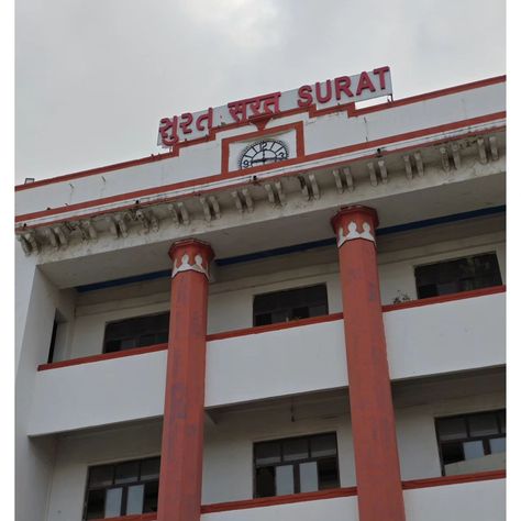 Surat 📍 , Railway Station🚏, Redevlopment 🙋‍♂️, Follow For More ✅ Best Photo Railphotography📷 #surat #railway #railwayphotography #railwaystation Related Tags, #trendingpost2024 #viralpost2024 #BestPhotographyChallenge #RailwayNews #chennai #gujarat #ahmedabad #bestphotochallengeToday #photooftheday #photography #fypシ゚viralシfypシ゚ #fypシviralシ2024 @followers Train Videos India Surat Railway Station, Train Video, Photography Challenge, Railway Station, Best Photo, Ahmedabad, Chennai, Follow For More, Cool Photos