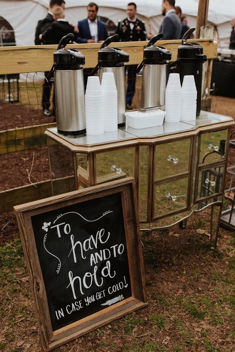 Hot Drink Station Wedding, Rustic Wedding Coffee Bar Ideas, Coffee At A Wedding, Wedding Coffee Station Ideas Receptions, Coffee Bar Ideas For Wedding Receptions, Diy Wedding Coffee Bar, Wedding Reception Coffee Bar, Wedding Tea Station, Acomaf Wedding