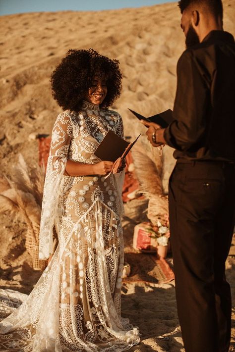 Black Elopement Photos, Natural Wedding Dress Bohemian, African American Boho Wedding, Vintage Wedding Dress Black Woman, Boho Black Bride, Black Boho Bride, Elopement Dress Black Women, Black Bohemian Wedding, Boho Wedding Dress Black Woman