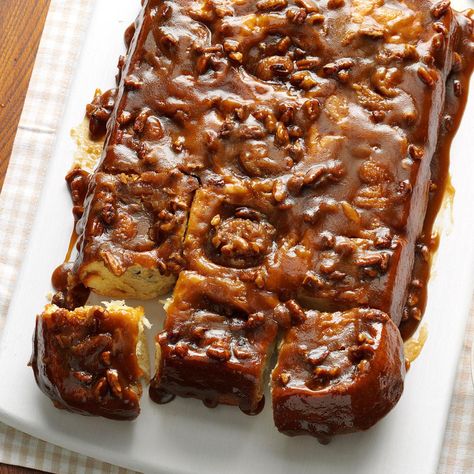 Caramel Pecan Topping, Pecan Roll, Pecan Cinnamon Rolls, Cinnamon Roll French, Sticky Buns Recipes, Caramel Rolls, Cinnamon Roll French Toast, Pecan Sticky Buns, Pecan Topping