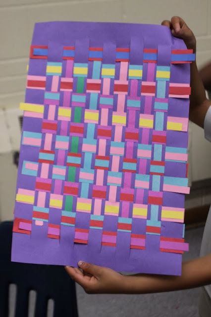 Paper Weaving Projects, Weaving Projects Ideas, Weaving For Kids, White Boards, Job Chart, Back Room, 4th Grade Art, Weaving Ideas, Classroom Art Projects