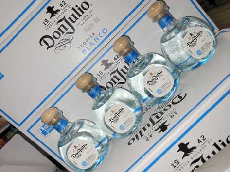 Mini Don Julio Bottles, Tequila Don Julio, Chola Makeup, Faux Lashes, Boozy Drinks, Mini Party, Fame Dr, Tequila, Rappers