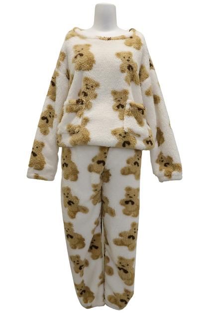 Riley Teddy Borg Pajama Set | Women's Co-Ords & Sets | storets Teddy Bear Pajamas, Outfit Claims, Teddy Bear Pants, Home Rules, Dr Wardrobe, Pajama Outfit, Teddy Bear Clothes, A Teddy Bear, Cute Christmas Gifts