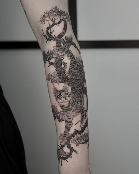 Korean Sleeve Tattoo, Cat Tattoo Thigh, Cat Tattoo Sleeve, Tiger Japanese Tattoo, Japanese Cat Tattoo, Tatto Sleeve, Persian Tattoo, Ufo Tattoo, Cat Tattoo Small