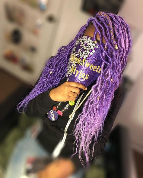 Goddess Braids With Purple, Black And Purple Soft Locs, Purple Faux Locs, Faux Locs Black Women, Colored Locs Black Women Purple, Purple Faux Locs Black Women, Butterfly Locs Purple And Black, Braid Colours, Locs Black Women