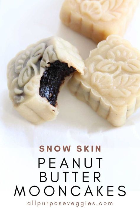 If you're a fan of the irresistible combination of peanut butter and chocolate, then you're in for a treat with these Peanut Butter Snow Skin Mooncakes featuring a delectable Chocolatey Brownie Filling! These mooncakes boast a wonderfully chewy texture on the outside, but the true delight lies within the indulgent brownie filling. It's a chocolate lover's dream

#mooncakes
#mooncakefestival
#midautumnfestival
#mooncakerecipe
#snowskin Oreo Mooncake, Mooncakes Recipe, Lemon Tiramisu, Big Cookies, Easy Microwave Recipes, Mooncake Recipe, Moon Pie, Moon Cakes, Family Snacks