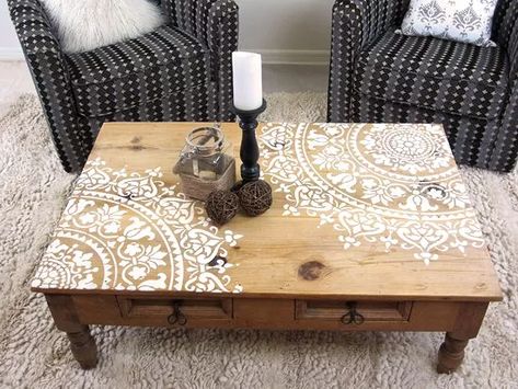 Coffee Table Makeover, Painted Coffee Tables, Stencil Furniture, Table Makeover, Diy Coffee Table, Refurbished Furniture, Flipping Furniture, Redo Furniture, Rustic Furniture