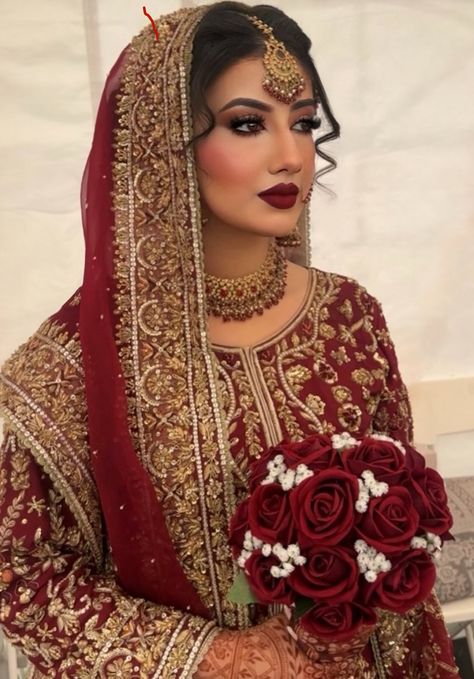 Pakistani Bridal Makeup Red, Desi Bridal Makeup, Bridal Makeup Red Lips, Red Saree Wedding, Bridal Skin, Red Smokey Eye, Bridal Skin Care, Pakistani Bridal Makeup, Beautiful Bridal Dresses