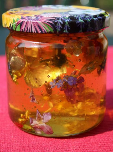 Wildflower Honey Honey For Sale, Wildflower Honey, Honey Benefits, Wild Strawberry, Wild Strawberries, Raw Honey, Edible Flowers, Bee Keeping, Make Sure