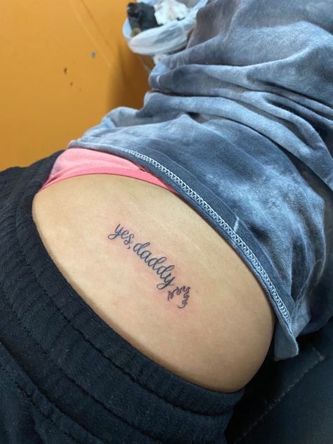 Foreign Language Tattoos, Language Tattoos, Bum Tattoo Women, Front Thigh Tattoos, Cute Thigh Tattoos, Minimal Tattoo Ideas, Bum Tattoo, Tattoo For Boyfriend, Private Tattoos