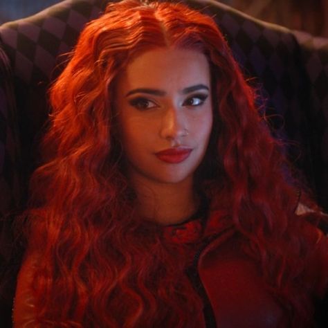 Disney Descendants The Rise Of Red, Red Of Hearts Descendants, Decendants 4 Red, Princess Red Descendants, Red From Descendants, Red Descendants, Descendants Red, Descendants Icons, Y2k Baddie Aesthetic