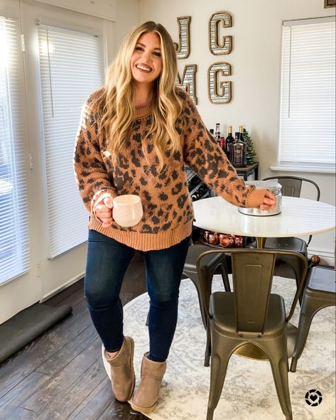 Everyday Fall Outfits Plus Size, Plus Size Fall Casual Outfits 2022, Fall Clothing Trends 2022 Plus Size, Plus Size Fall Dresses Casual, 2x Outfit Ideas, Xl Fall Outfits, Plus Size Goodwill Outfits, Size 20 Fall Fashion, Plus Size Country Concert Outfit Fall