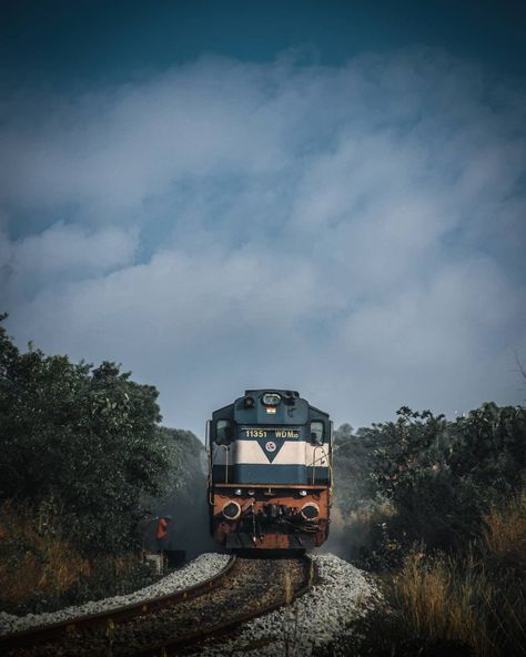 Indian Railways Photography, Indian Locomotive, Railways Photography, Royal Enfield Hd Wallpapers, Indian Railway Train, India Railway, Train Wallpaper, Friends Cartoon, Dark Art Photography