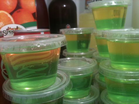 Green Bay Packers Party, Packer Party, Football Themed Food, Packers Party, Green Bay Packers Funny, Green Bay Packers Baby, Green Jello, Jell O Shots, Packers Baby