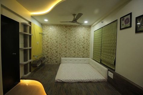 Wallpaper On One Wall, Box Wall Shelves, False Ceiling Design Bedroom, Bedroom With Wallpaper, Ceiling Cove, Pop False Ceiling, Corner Bed, Raised Floor, Bed In Corner