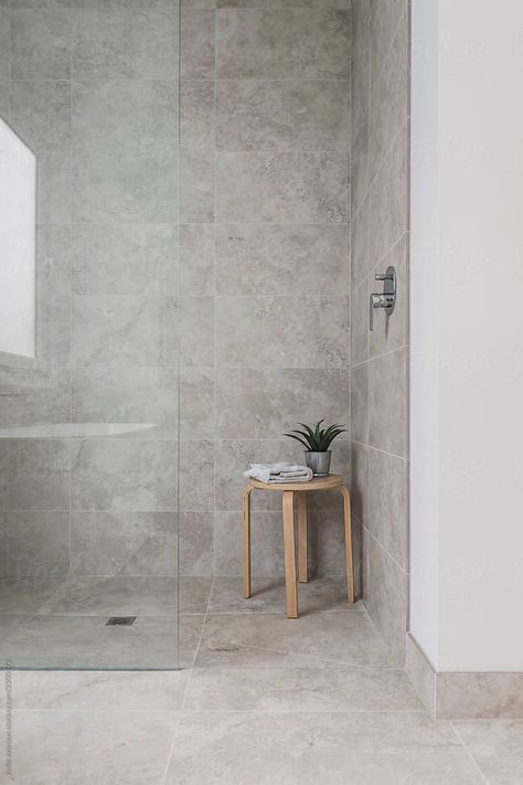 Concrete Tile Bathroom, Ensuite Tiles, Bathroom Shower Ideas, Fully Tiled Bathroom, Tile Walk In Shower, Bathroom Showers, Modern Bathroom Tile, Concrete Bathroom, Shower Designs