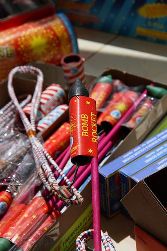 Fire Crackers Snapchat, Diwali Fireworks Photography, Diwali Crackers Firecracker, Diwali Snapchat Story, Diwali Snap, Festival Fireworks, Special Aesthetic, Sparklers Fireworks, Diwali Fireworks