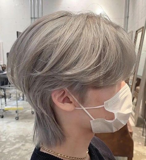 White And Black Hair Men, Ash Brown Hair Men, Mullet Wolf Cut Men, Wolfcut Mullet Male, Mullet Hair Color Ideas, Hair Color Men, Short Wolf Cut Men, Mulette Haircut, Grey Hair Color Men