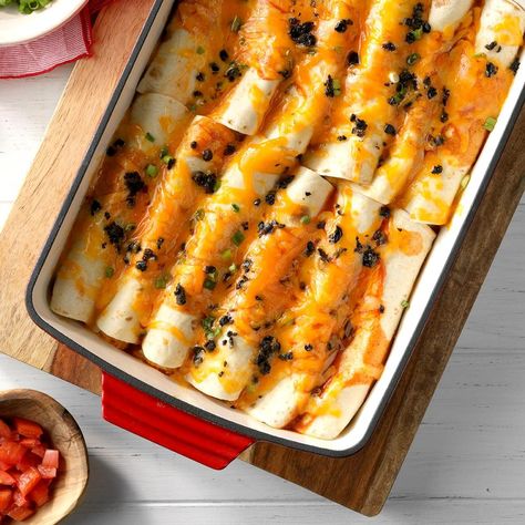 Halibut Enchiladas Recipe, Fish Enchiladas Recipe, Fish Enchiladas, Halibut Enchiladas, Taco Meals, Fusion Cooking, Mexican Enchiladas, Halibut Recipes, Game Meat