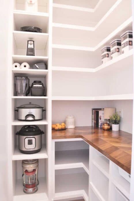 Very Narrow Kitchen, Narrow Kitchens, Kitchen Narrow, Shelving Kitchen, Narrow Kitchen, Utility Room, Storage Room, White Kitchen, Kitchen Room