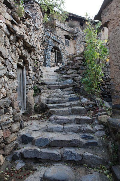 1,200-year-old village with 17 residents - Lifestyle News - SINA English on imgfave #village Foto Scale, Stone Steps, Stone Stairs, Stairs Architecture, Garden Path, Stairway To Heaven, Old Stone, Old Building, Old Buildings