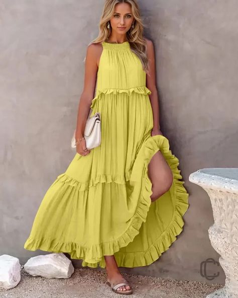 🌸 Elevate your wardrobe with our Ruffle Trim Tiered Sleeveless Maxi Dress for just $33.99! ✨ Perfect for brunches or summer weddings, this dress combines elegance and charm. Key Features: 🌿 Exquisite ruffle trim 👗 Trendy tiered design 🛡️ Opaque material for confidence 🌈 Flattering smocked details 🌞 Easy breezy sleeveless cut Make a statement this season! 💖 Shop now: https://shop.classicteenclothing.com/products/ruffle-trim-tiered-sleeveless-maxi-dress Maxi Dress Designs, Maxi Dress With Pockets, Casual Chique, Elegant Maxi Dress, Dress Cake, Estilo Chic, Maxi Styles, Crewneck Dress, Tiered Maxi Dress