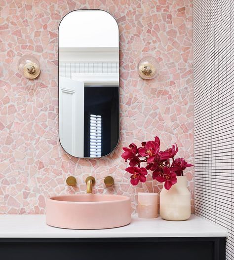 Di Lorenzo Tiles on Instagram: “PINK crush • Our Rosado Pink Marble Crazy Pave mosaic is stunning in this space by @lbinteriors 📸 @smartanson #ensuite #marble…” Pink Sink, Marble Frame, Deco Rose, Pink Tiles, Nate Berkus, Mirror On The Wall, Tiles Design, Unique Bathroom, Trendy Bathroom