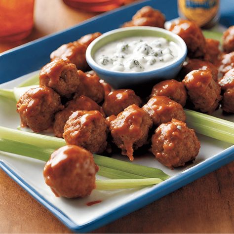 25+ Ways to Jazz Up Frozen Meatballs – Low Dough Family Frozen Meatball Appetizer Recipes, Pasta With Italian Dressing, Mini Burger Buns, Meatball Appetizer Recipe, Cheesy Meatballs, Glazed Meatballs, Comfort Pasta, Meatball Sandwich, Appetizer Meatballs