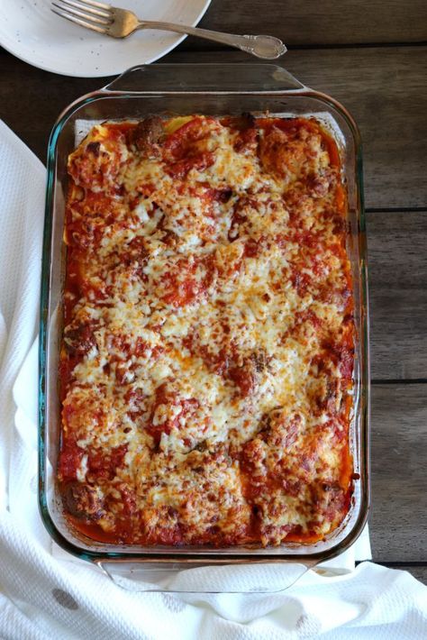 Ravioli Lasagna With Meatballs, Ravioli And Meatball Casserole, Meatball And Ravioli Bake, Baked Ravioli And Meatballs, Ravioli With Meatballs, Ravioli Meatball Bake, Frozen Ravioli And Meatball Bake, Meatball Ravioli Casserole, Ravioli Meatball Casserole